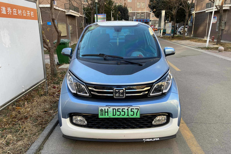 济宁二手众泰E200 2016款 E200